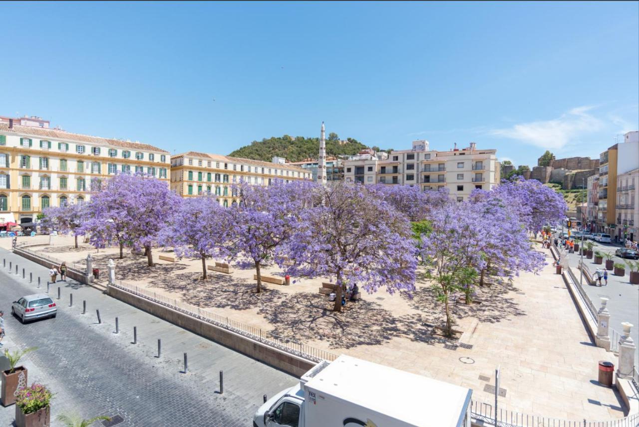 Merced10 2D Malaga Exterior photo